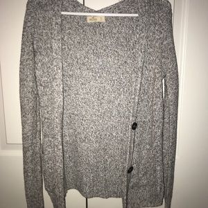 SOLD❌Hollister cardigan!